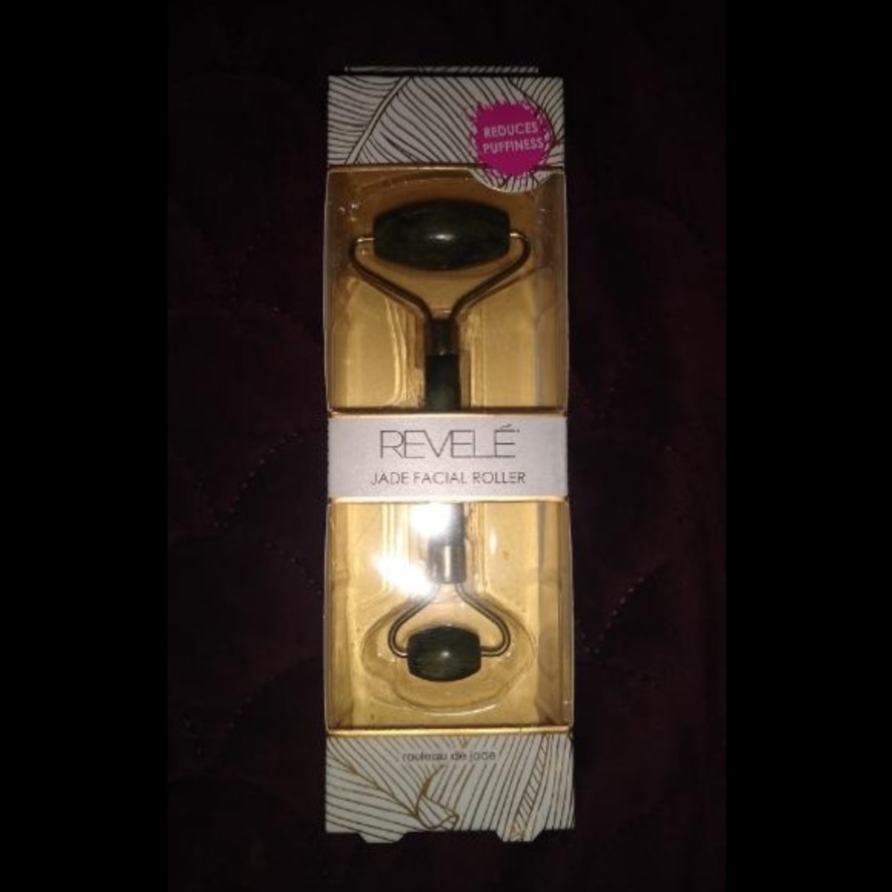 Jade facial roller